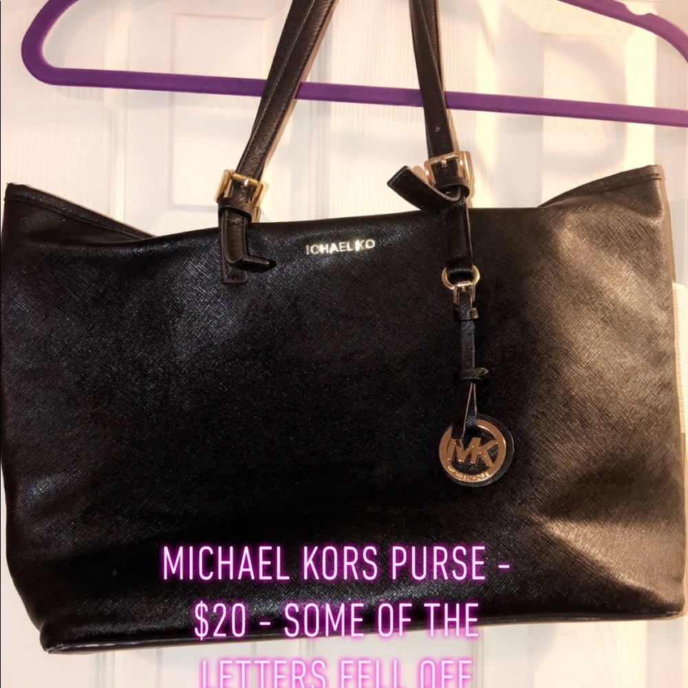 MK purse